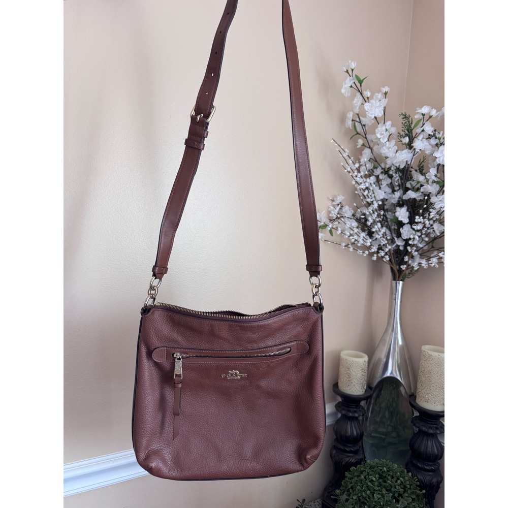 Coach Saddle Brown Pebbled Leather Crossbody Bag Gold Hardware Zip Top